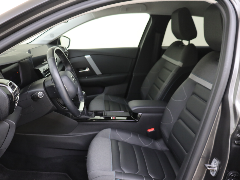 Citroen C4 1.2 Puretech Shine — photo 10