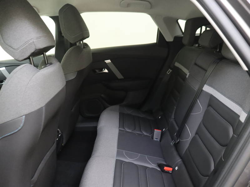 Citroen C4 1.2 Puretech Shine — photo 12