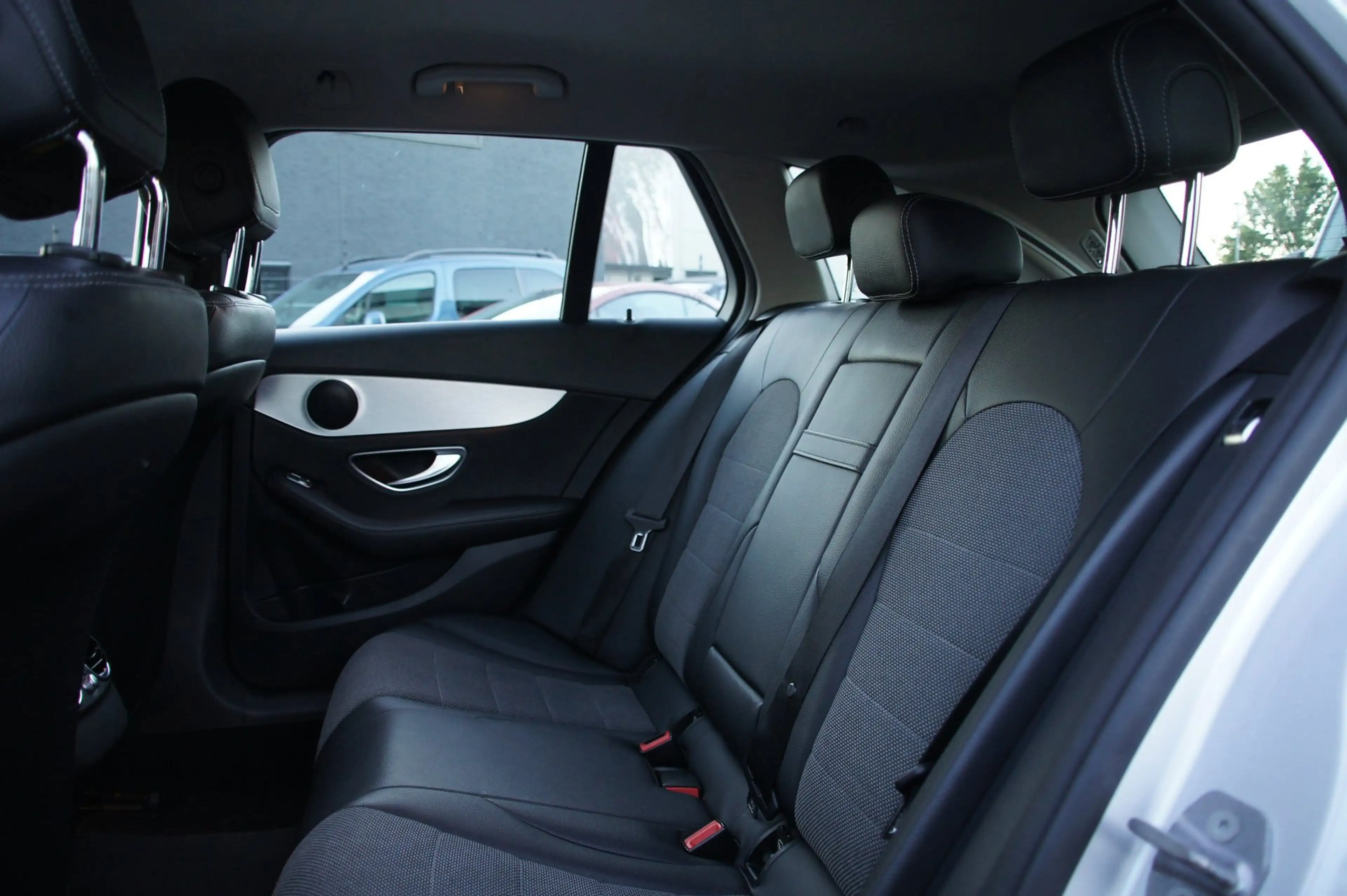 Mercedes-Benz C 350 Estate e Lease Edition — photo 9