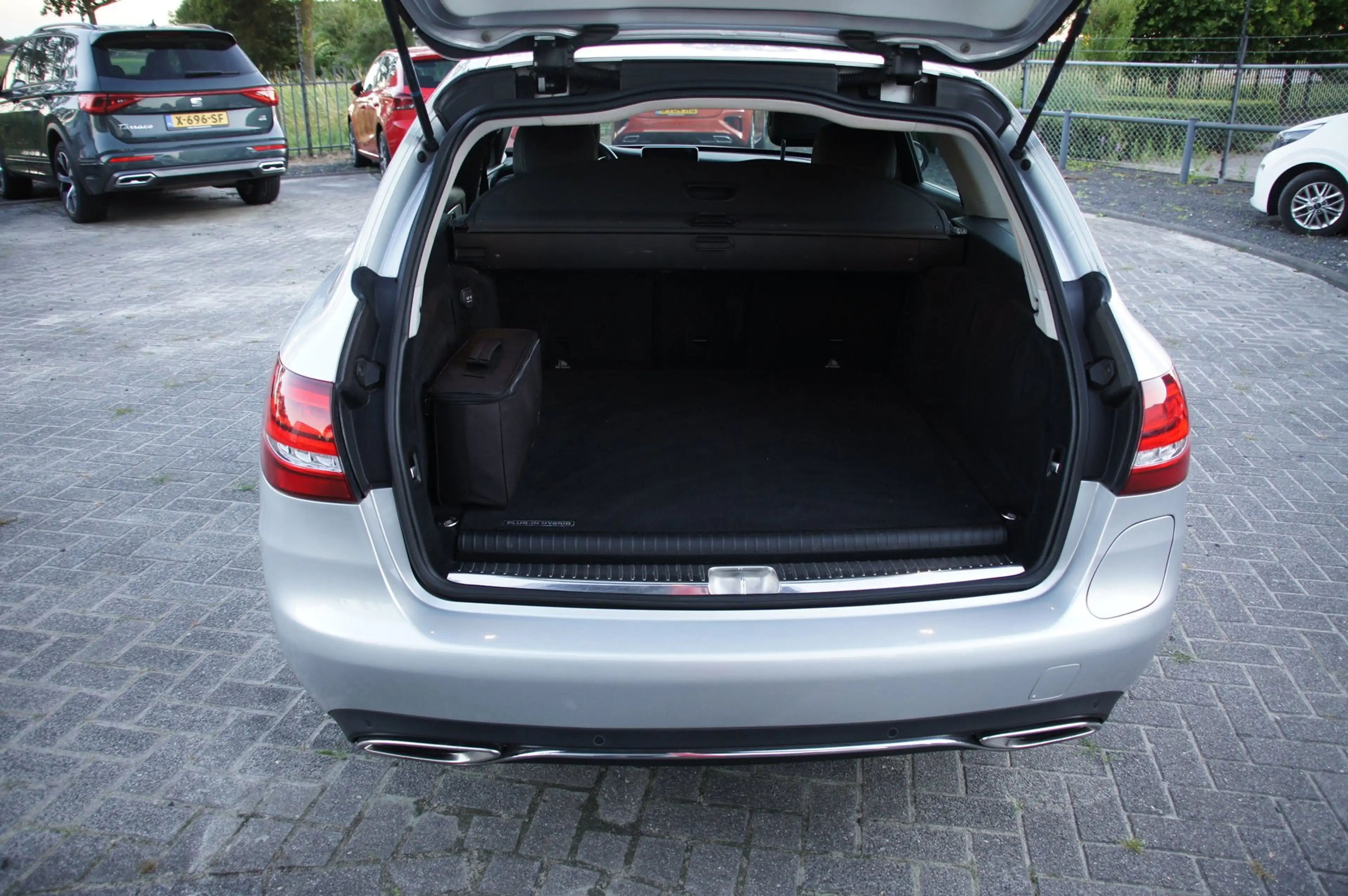 Mercedes-Benz C 350 Estate e Lease Edition — photo 3