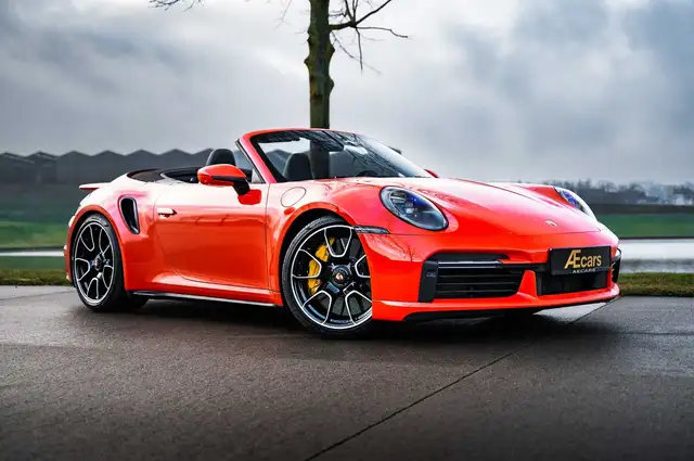 Porsche 992