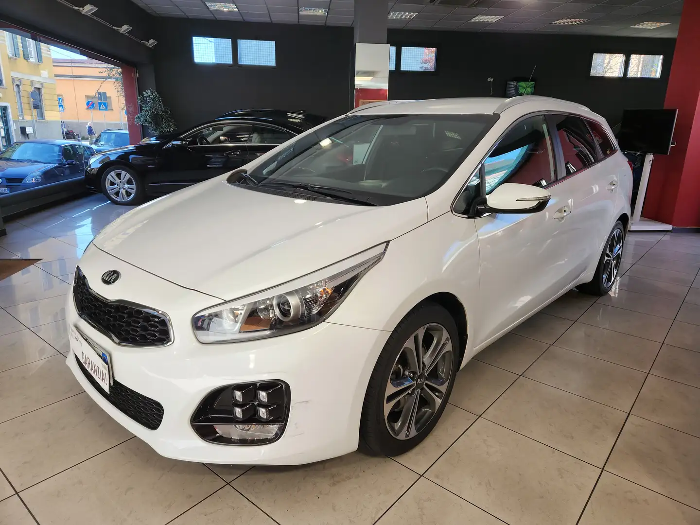 Kia Ceed / cee'd II SW 1.6 crdi GT Line 136cv dct Wit - 1
