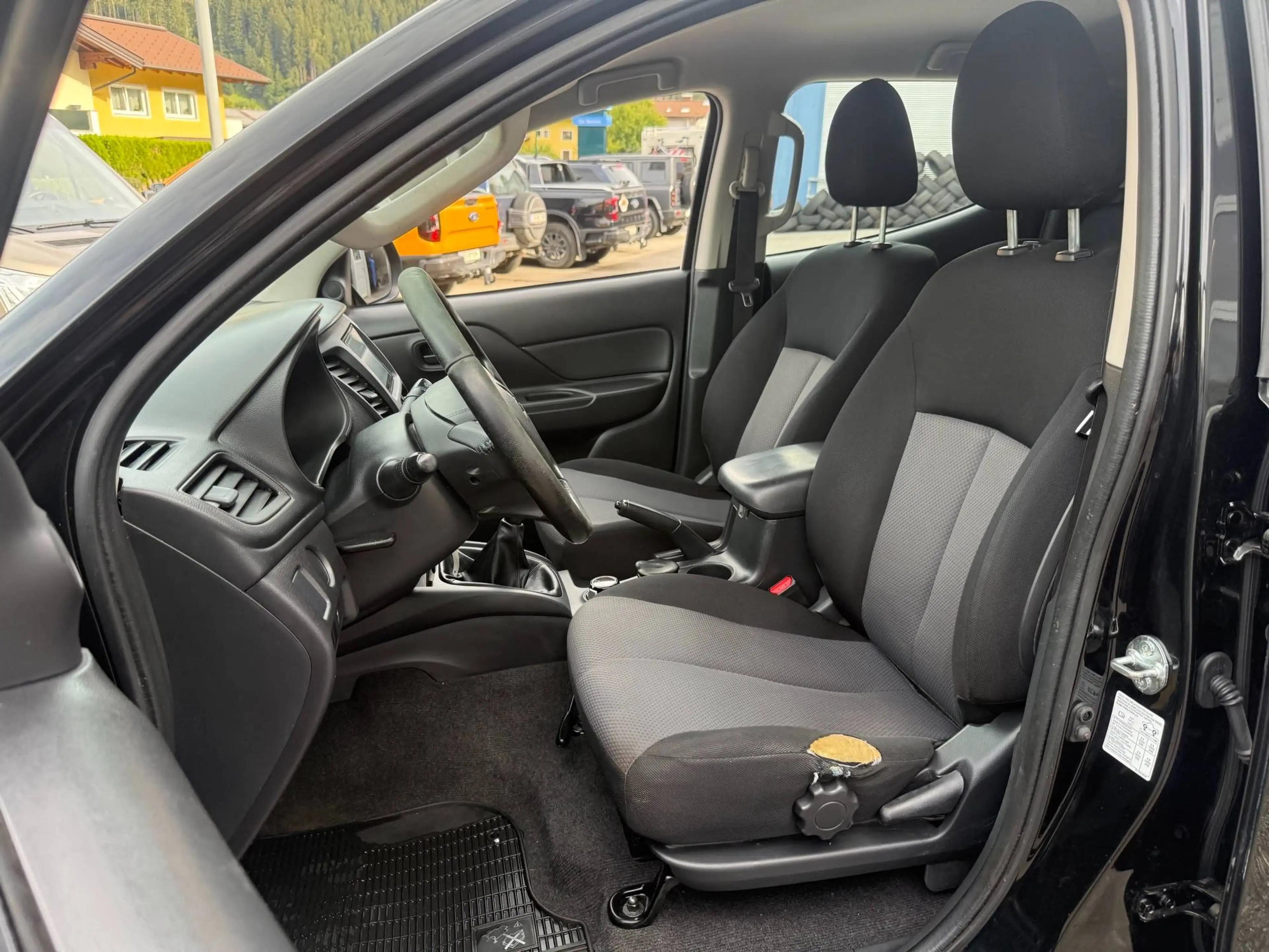 Mitsubishi L200 Doppelkabine inkl. Hardtop — photo 9