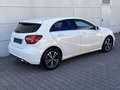 Mercedes-Benz A 180 DCT  Leder Nav Shz Tmat LED RKam Biały - thumbnail 3