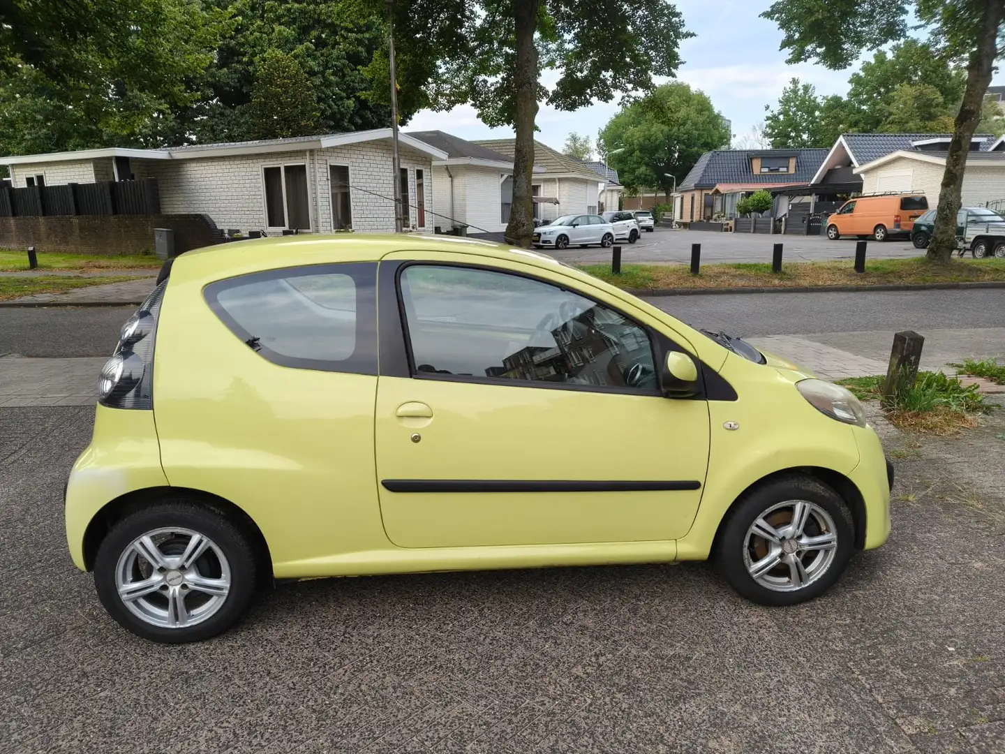 Citroen C1 C1 1.0-12V Ambiance Geel - 2