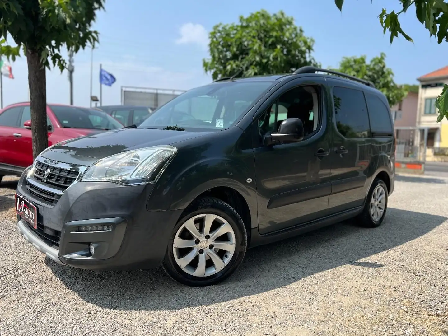 Peugeot Partner 1.6 bluehdi Active 100cv Grigio - 1