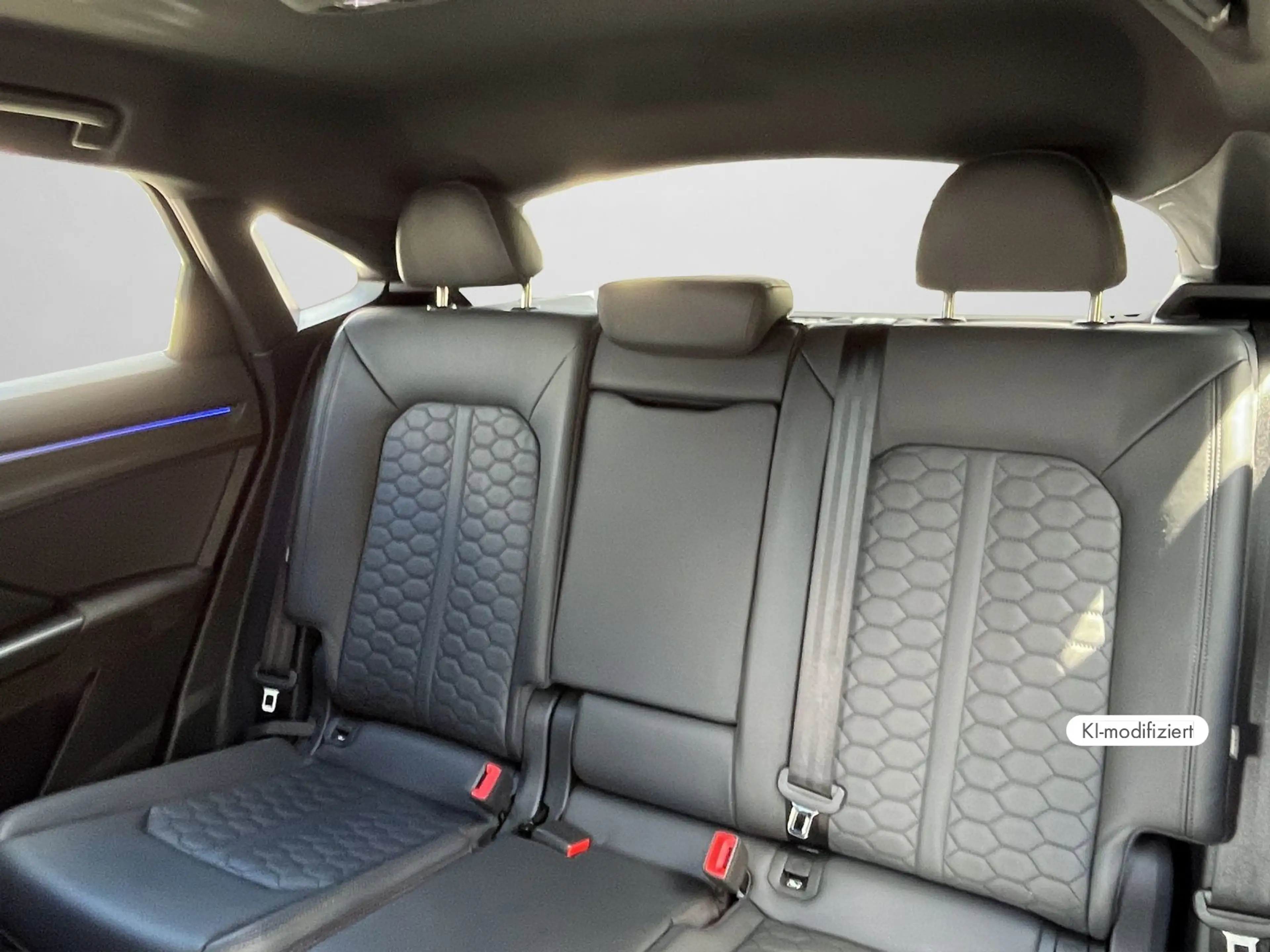 Audi RS Q3 RSQ3 Sportback 2.5 TFSI QUATTRO  MATRIX, VMAX 28 — photo 10