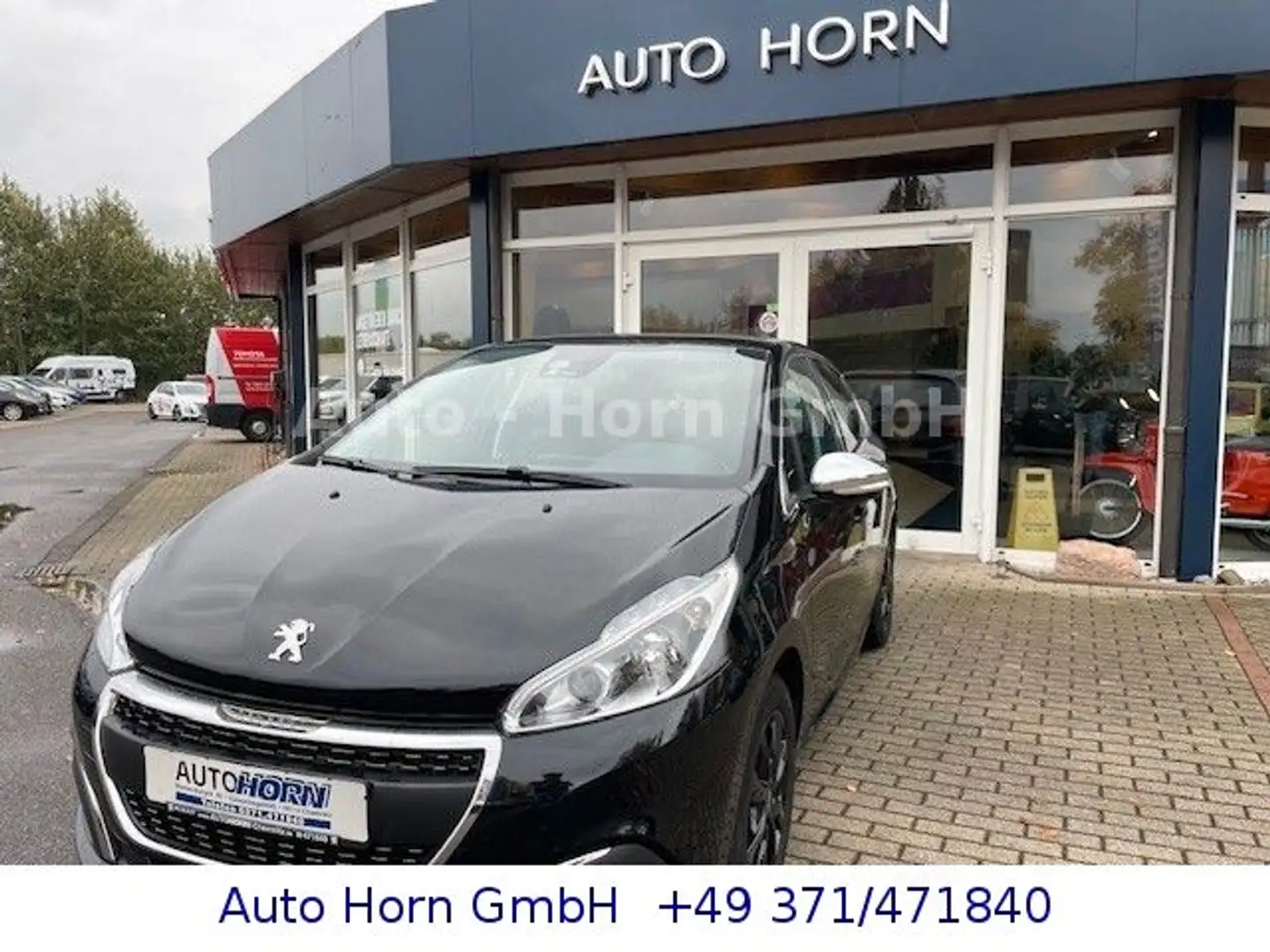 Peugeot 208 Allure*PureTech**110**EAT 6* Noir - 1