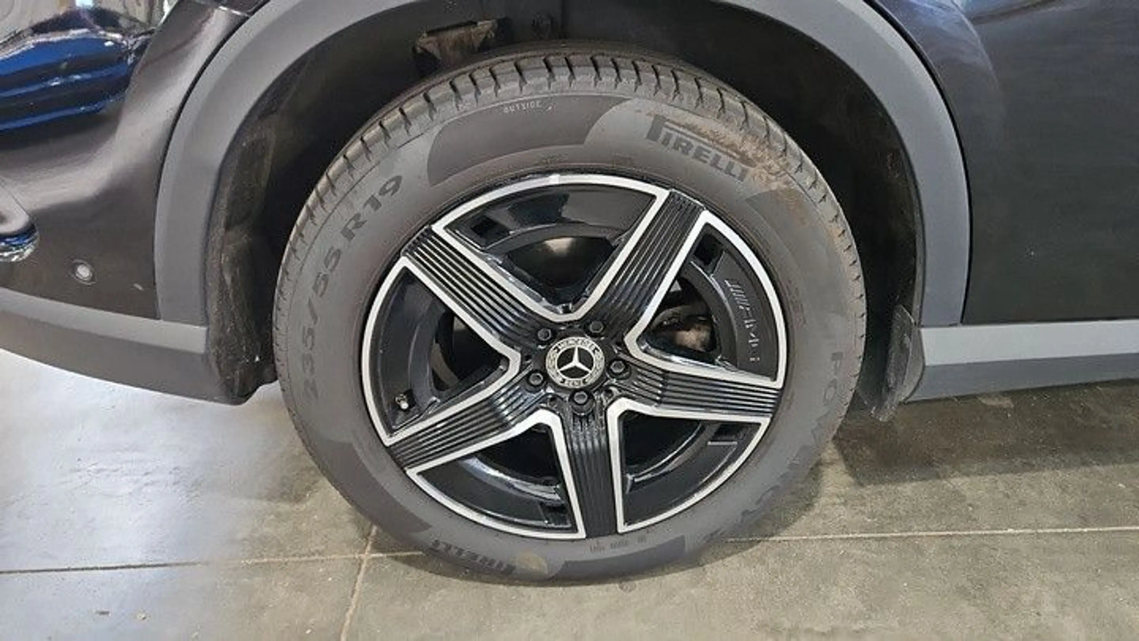 Mercedes-Benz GLC 220 d AMG Premium MEMO*360*ACC*SITZKLIM*AHK — photo 11