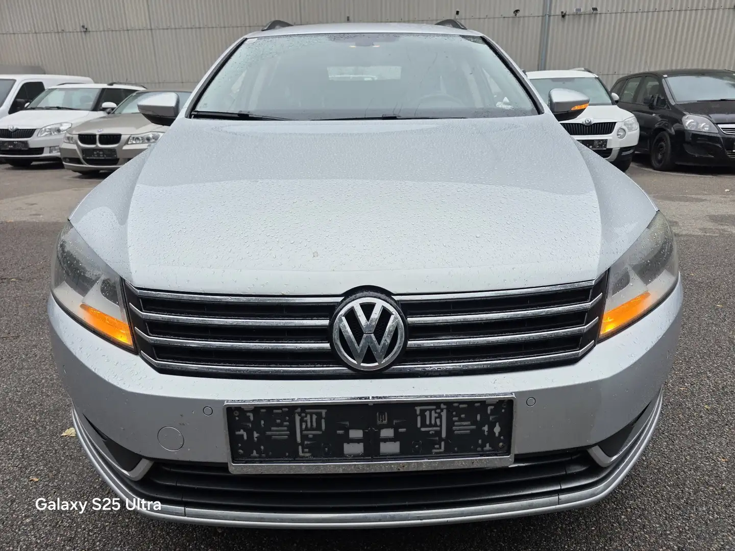 Volkswagen Passat Variant 2.0 Blue TDI SCR Trendline Grau - 1