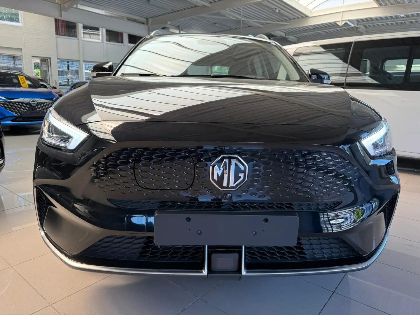 MG ZS e-ZS 51 kWh LUXURY+LEDER/EL.ZETEL/360 CAM - NIEUW Zwart - 2