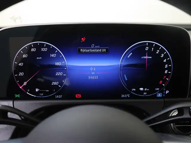 Mercedes-Benz E-Class view 11