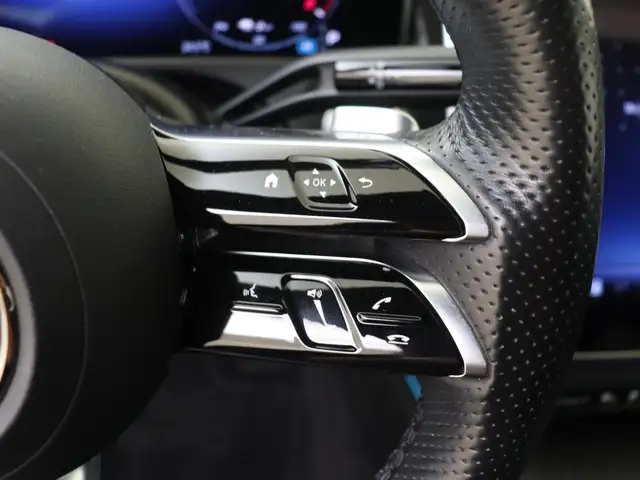 Mercedes-Benz E-Class view 13