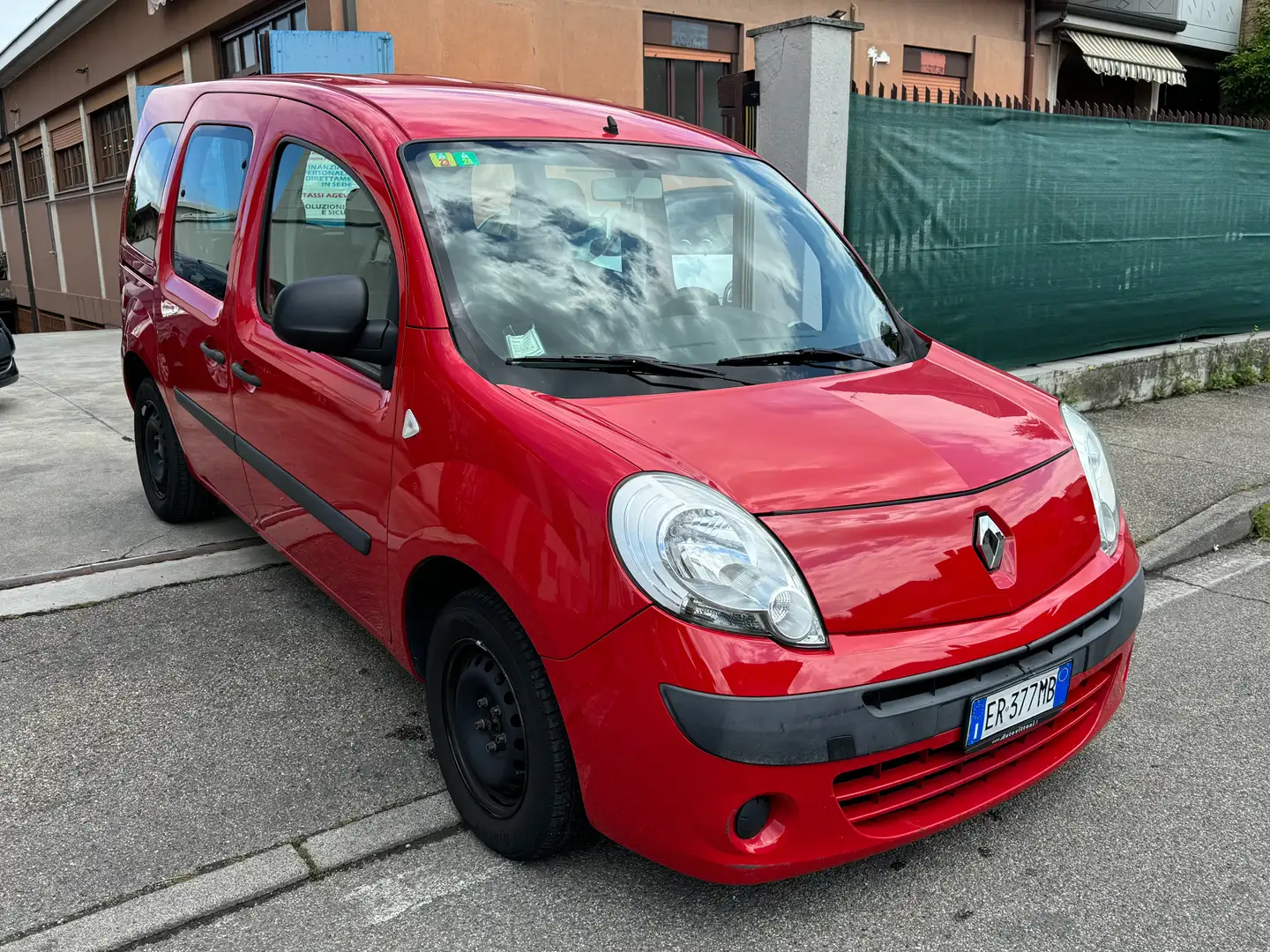 Renault Kangoo *BENZINA*1.6*AUTOVETTURA 5 *POSTI*EURO5* Rojo - 1