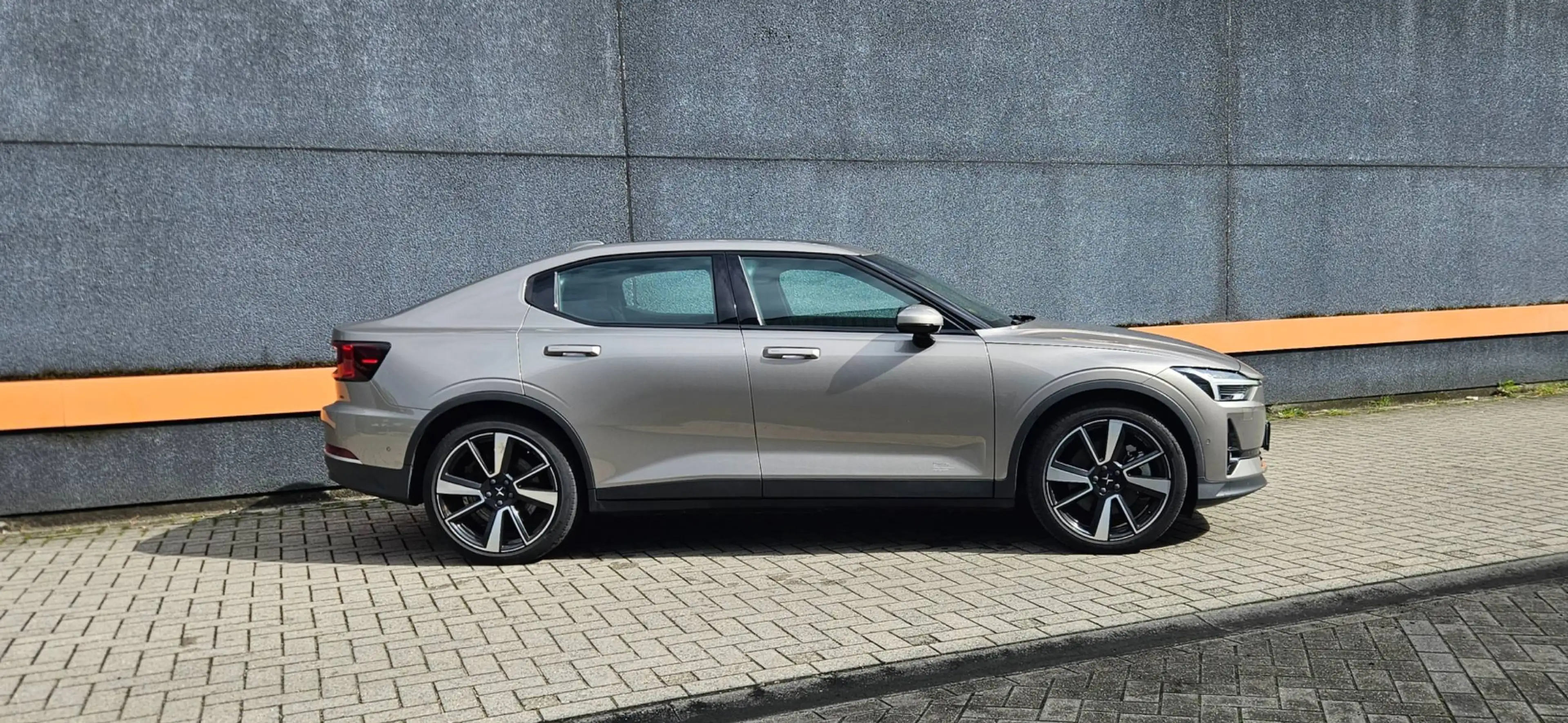 Polestar 2 78 kWh Dual Motor Plus Pack (300kW) FULL OTION — photo 6