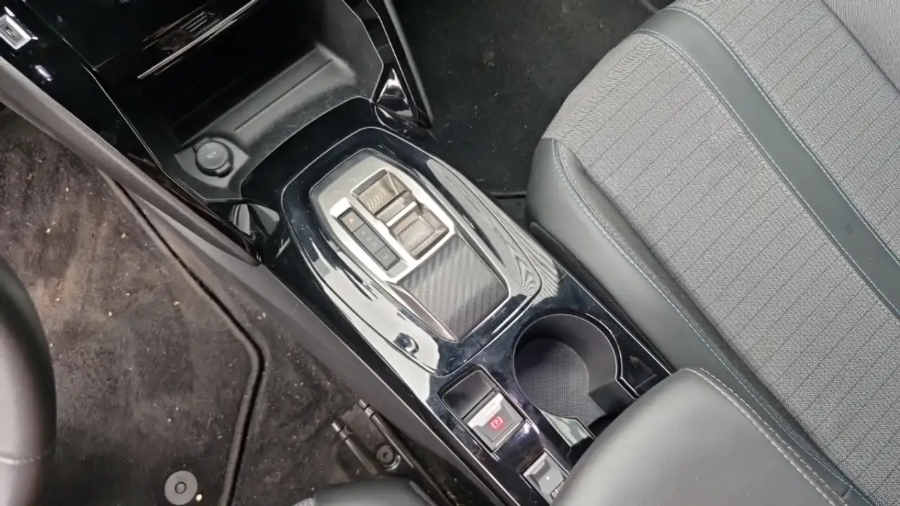 Peugeot 2008 2008 — photo 20