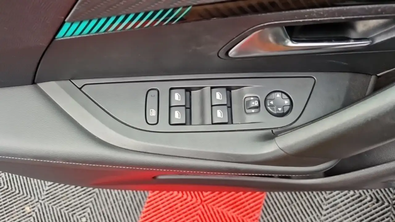 Peugeot 2008 2008 — photo 14