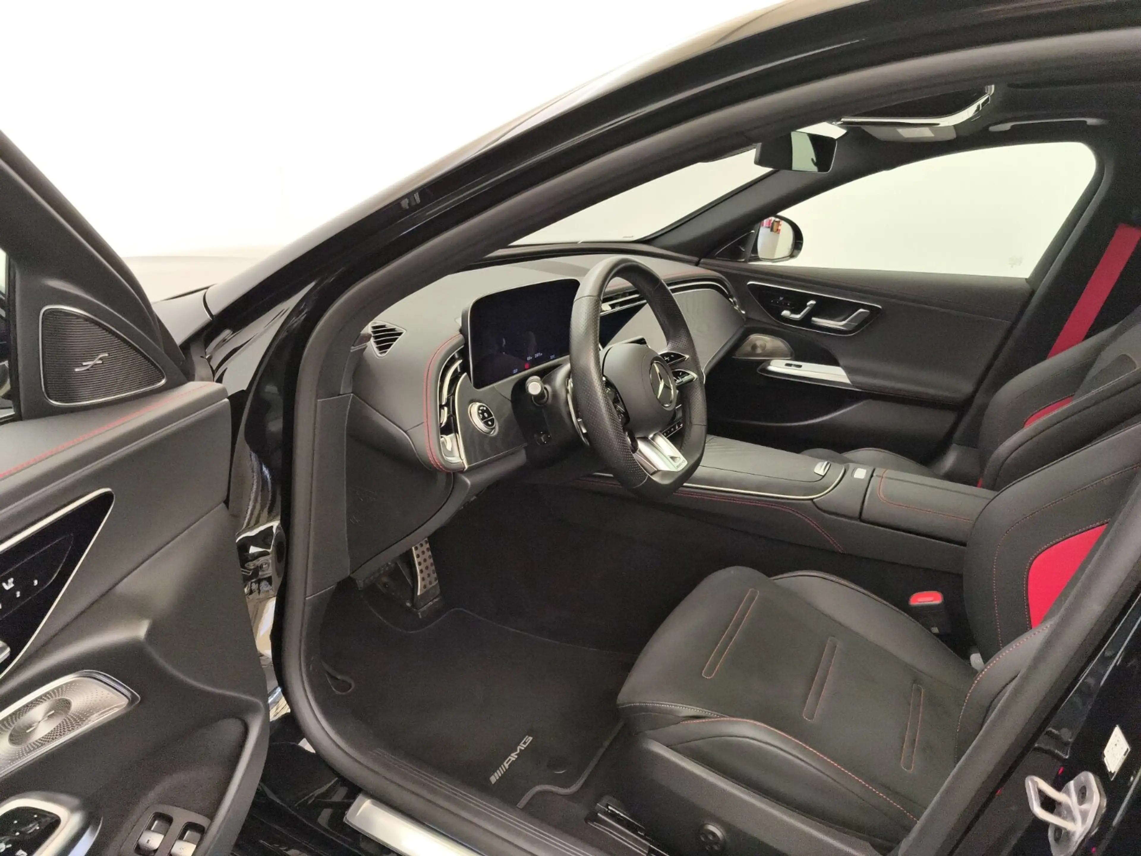 Mercedes-Benz E 53 AMG E 53 AMG 4M+ Advanced+ Pano KeyGo Distro 360°Cam — photo 12