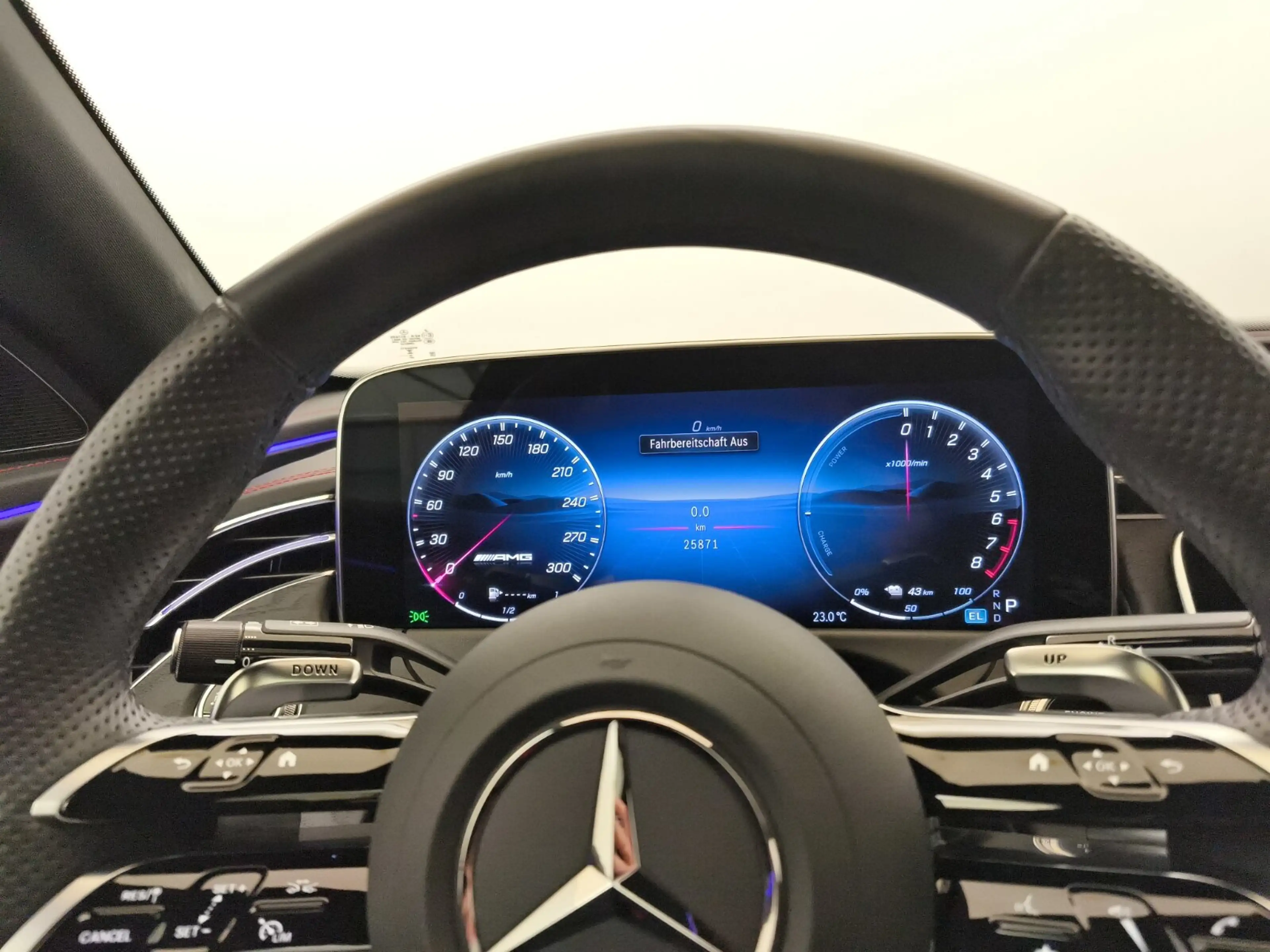 Mercedes-Benz E 53 AMG E 53 AMG 4M+ Advanced+ Pano KeyGo Distro 360°Cam — photo 15