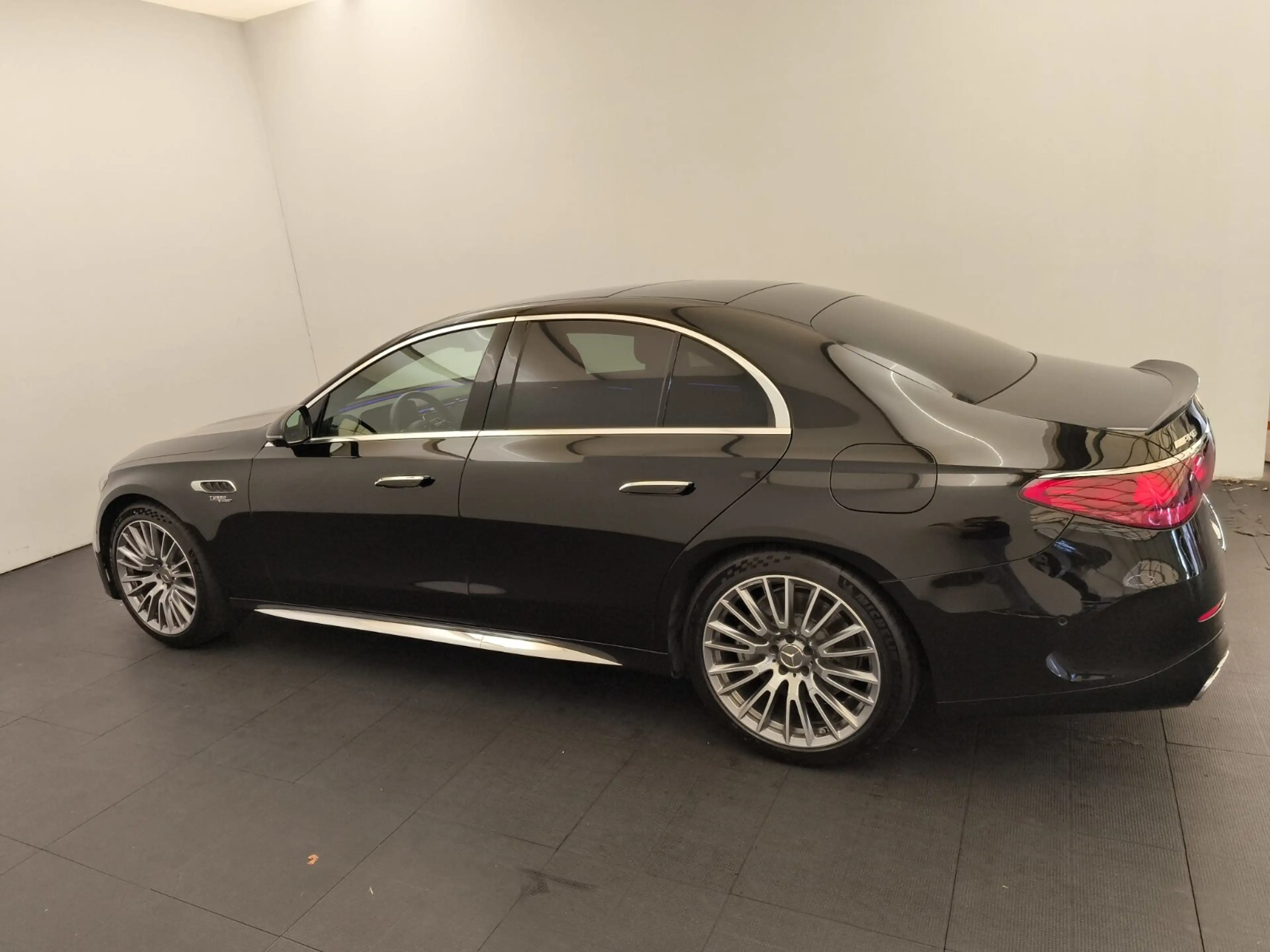 Mercedes-Benz E 53 AMG E 53 AMG 4M+ Advanced+ Pano KeyGo Distro 360°Cam — photo 9