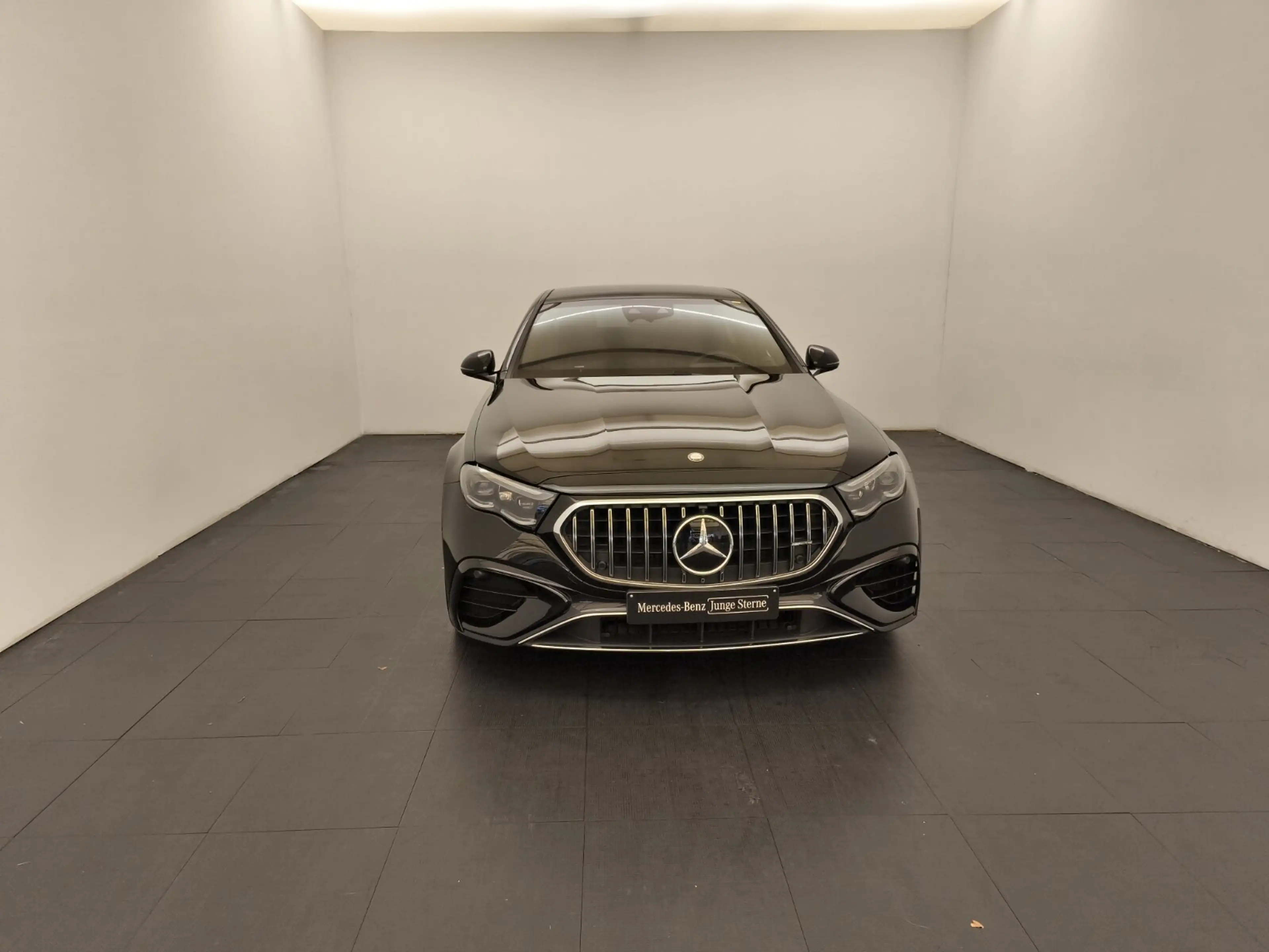Mercedes-Benz E 53 AMG E 53 AMG 4M+ Advanced+ Pano KeyGo Distro 360°Cam — photo 2