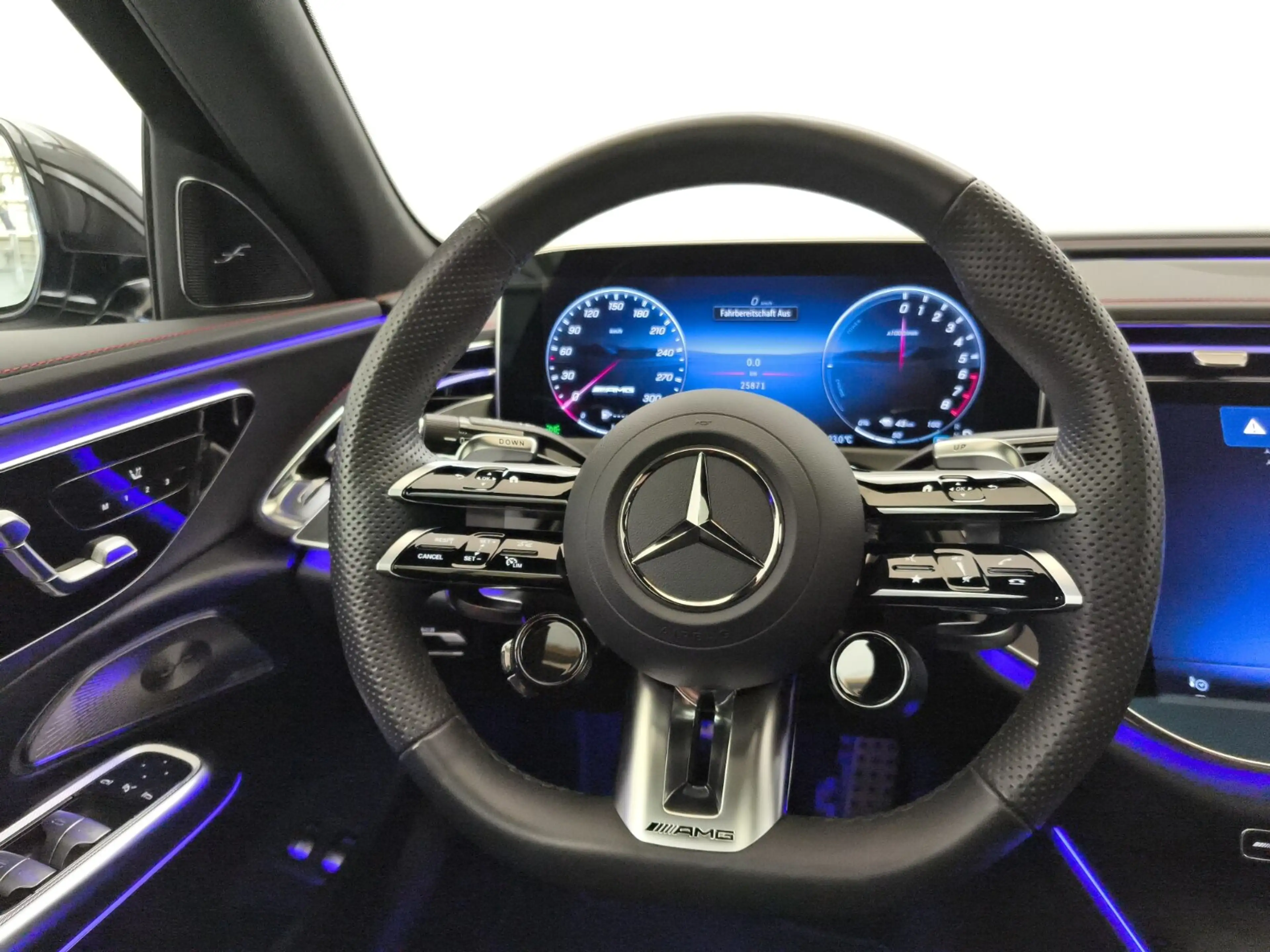 Mercedes-Benz E 53 AMG E 53 AMG 4M+ Advanced+ Pano KeyGo Distro 360°Cam — photo 13