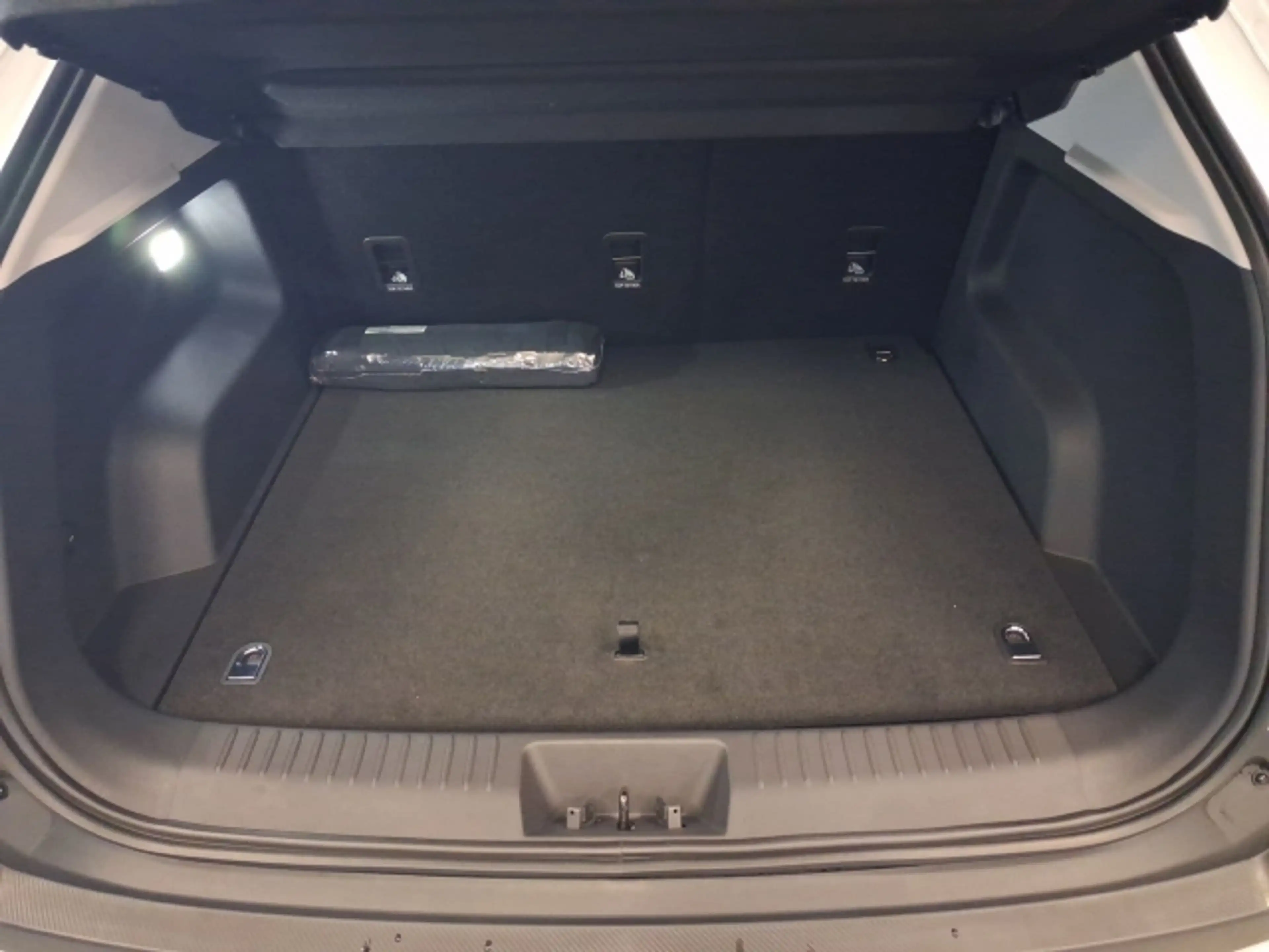 Omoda 5 Omoda 5 Hybrid mit SHS Premium Line — photo 10