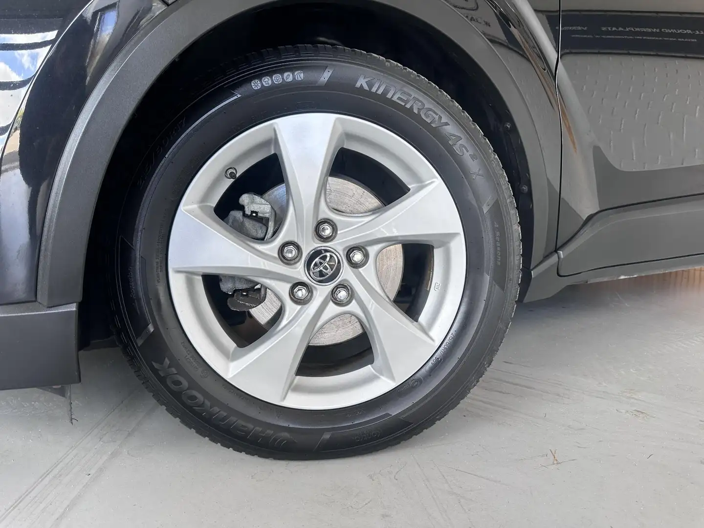 Toyota C-HR 1.8 Hybrid Energy Camera | Dealer onderhouden Nero - 2