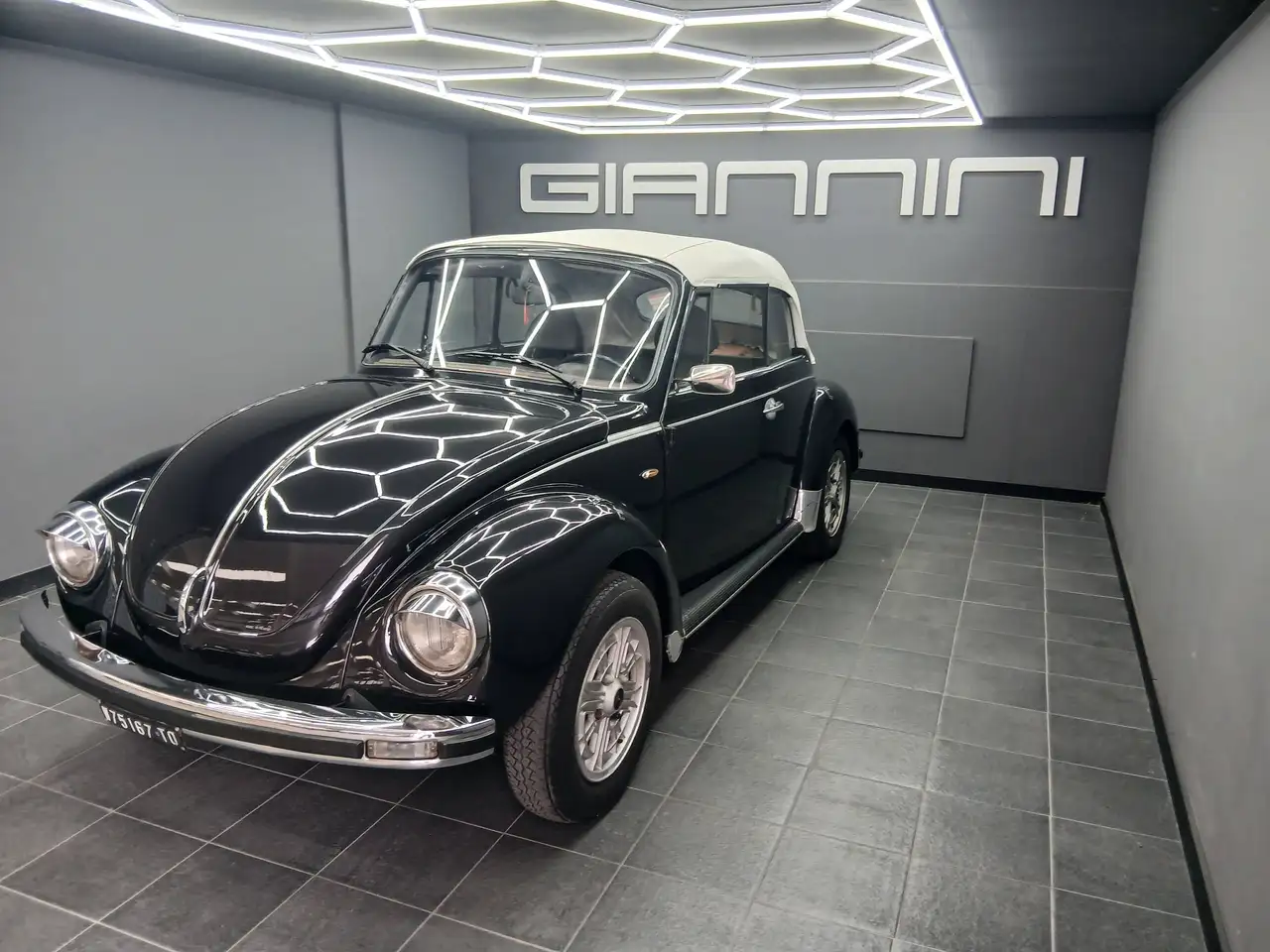 Volkswagen Maggiolino Karman, foto 1