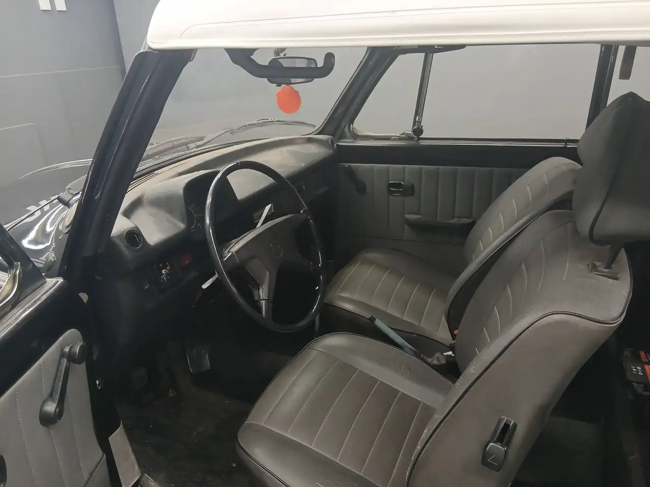 Volkswagen Maggiolino Karman, foto 12