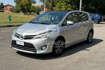Verso 1.6 D-4D Style 7 posti