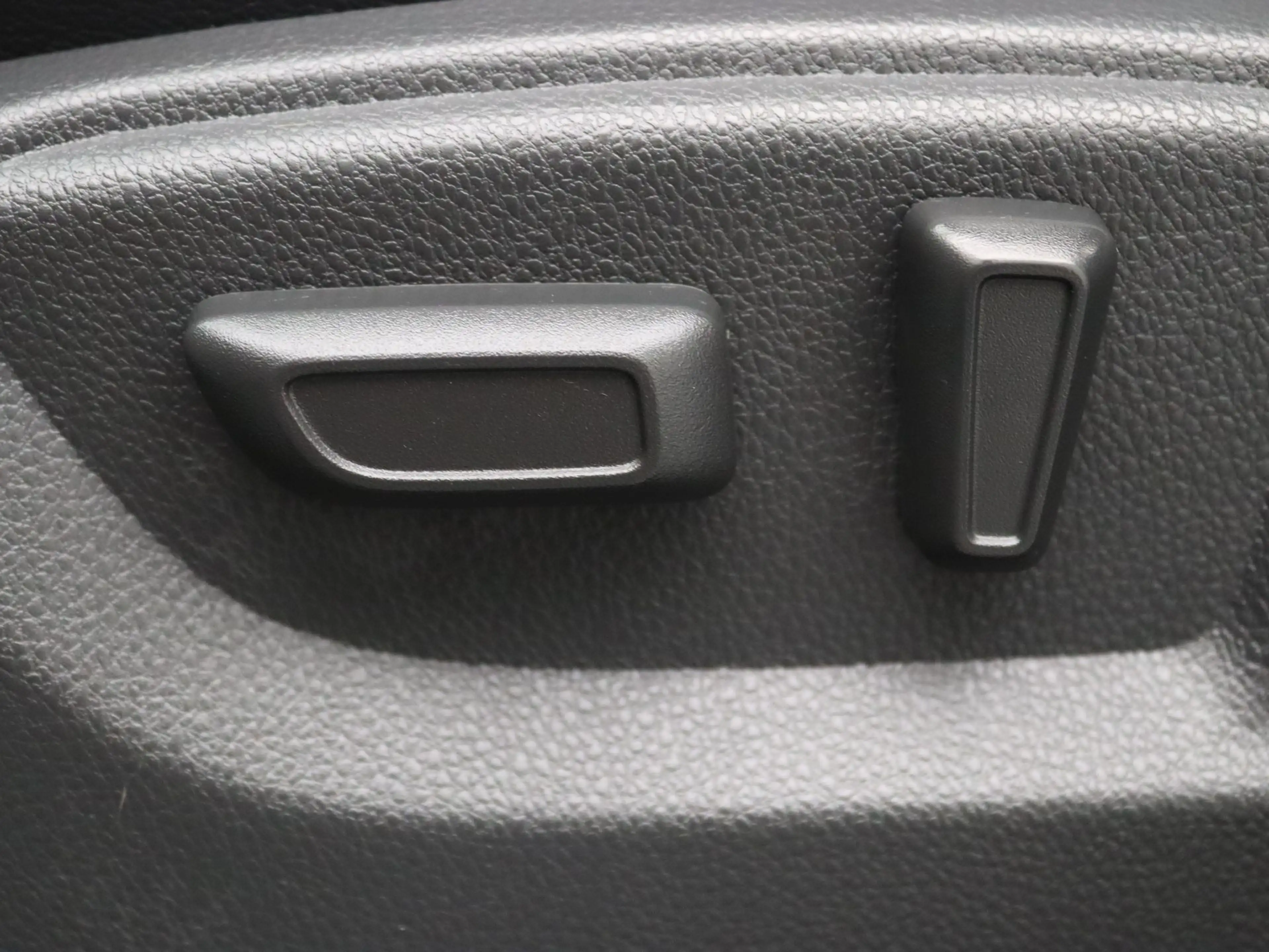 Mitsubishi Eclipse Cross 187pk PHEV Instyle Trekhaak | Climate — photo 23
