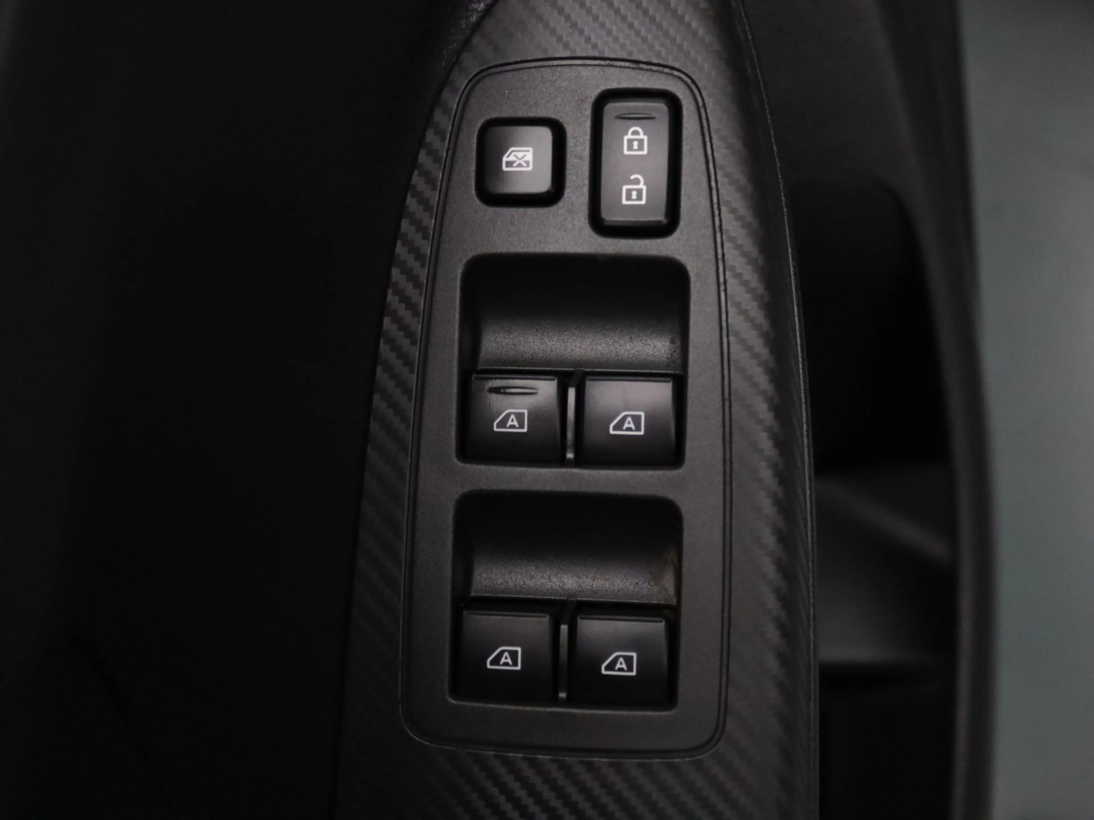 Mitsubishi Eclipse Cross 187pk PHEV Instyle Trekhaak | Climate — photo 28