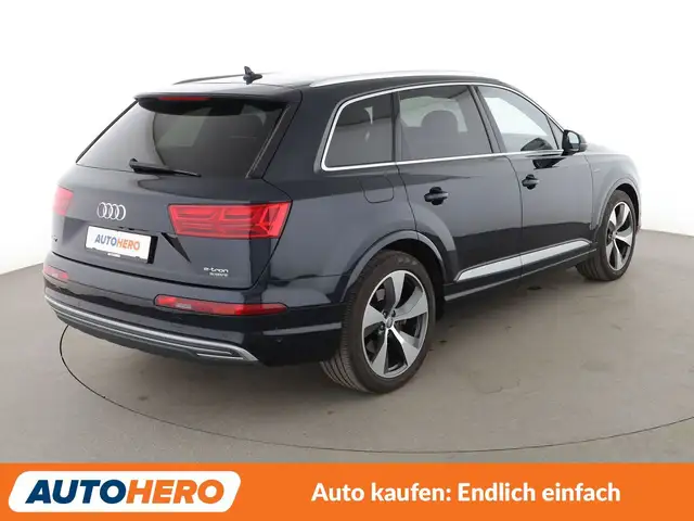 Audi E-Tron view 6
