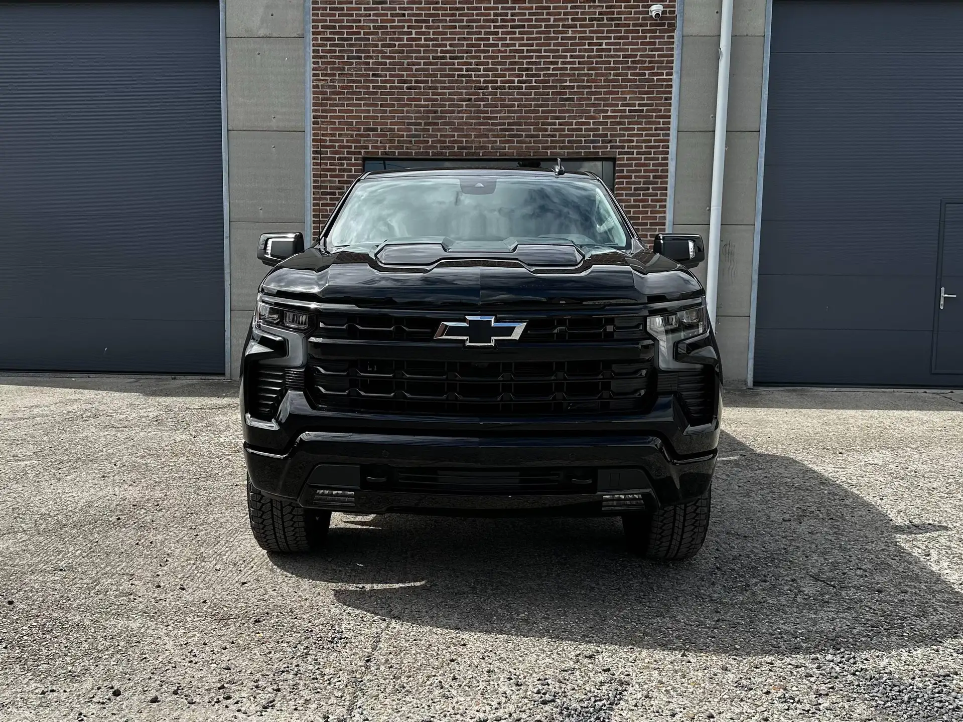 Chevrolet Silverado 2026 검정 사진 5