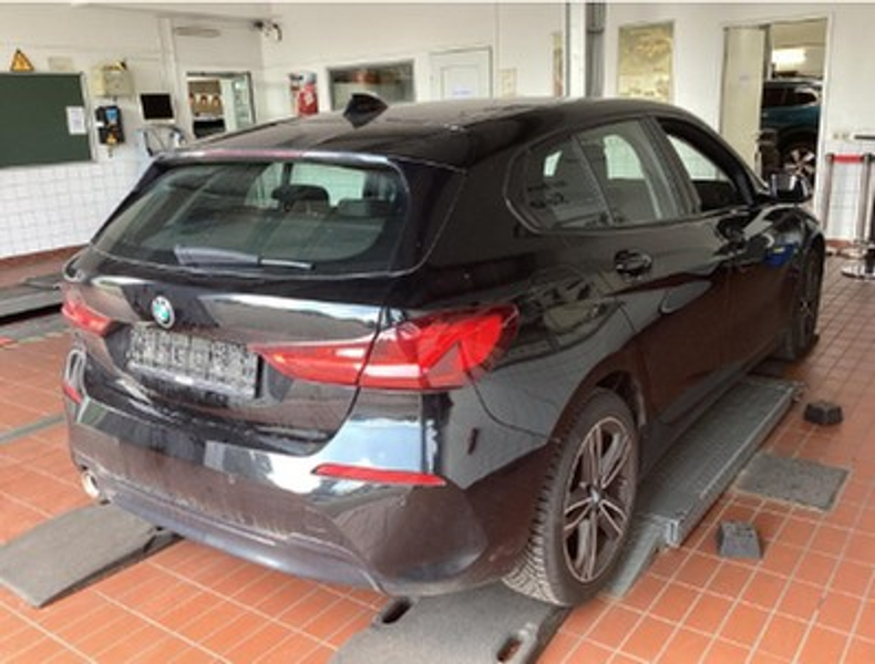 BMW 118 i Sport Line Navi — photo 2
