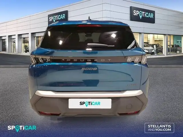 Peugeot 5008 view 7