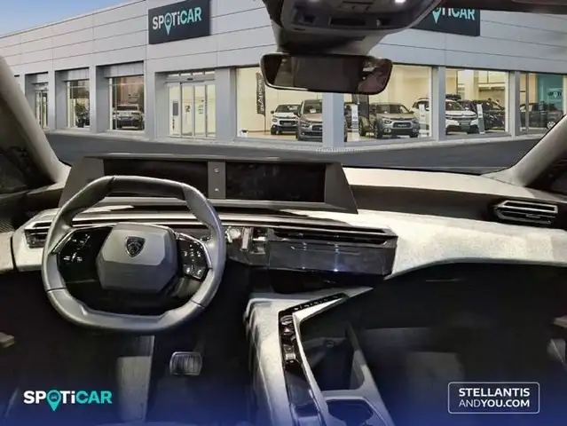 Peugeot 5008 view 8