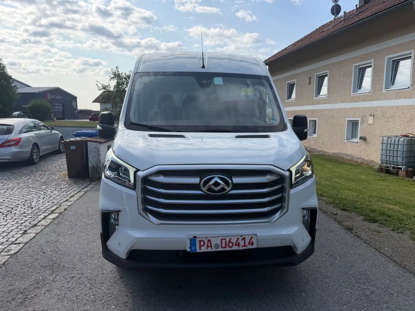 Maxus Deliver 9 Kasten L3H2 Weiß - 1
