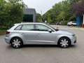 Audi A3 2.0 TDI S tronic Attraction Automatik 1 Hand Plateado - thumbnail 4