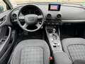 Audi A3 2.0 TDI S tronic Attraction Automatik 1 Hand Plateado - thumbnail 9