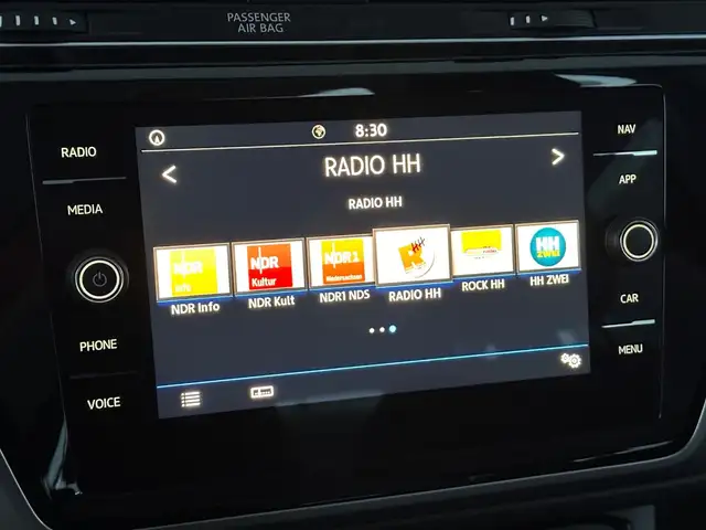 Volkswagen Passat view 12