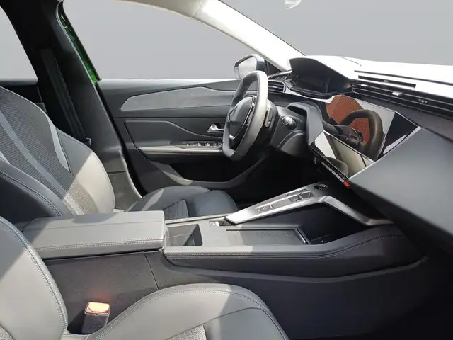 Peugeot 308 view 10