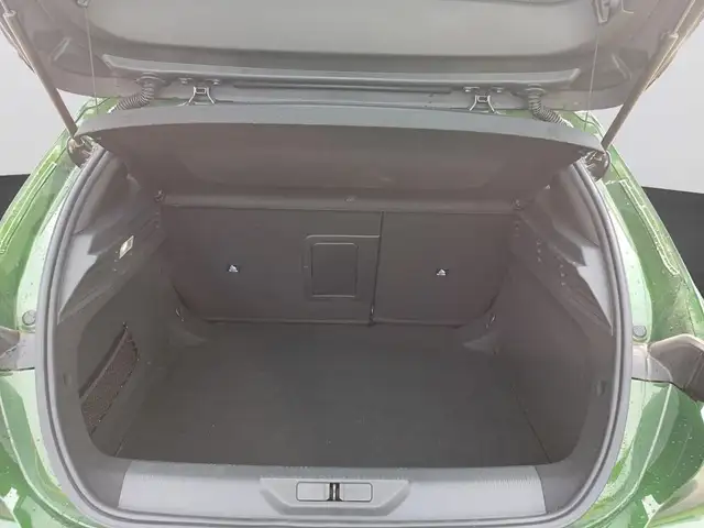 Peugeot 308 view 6