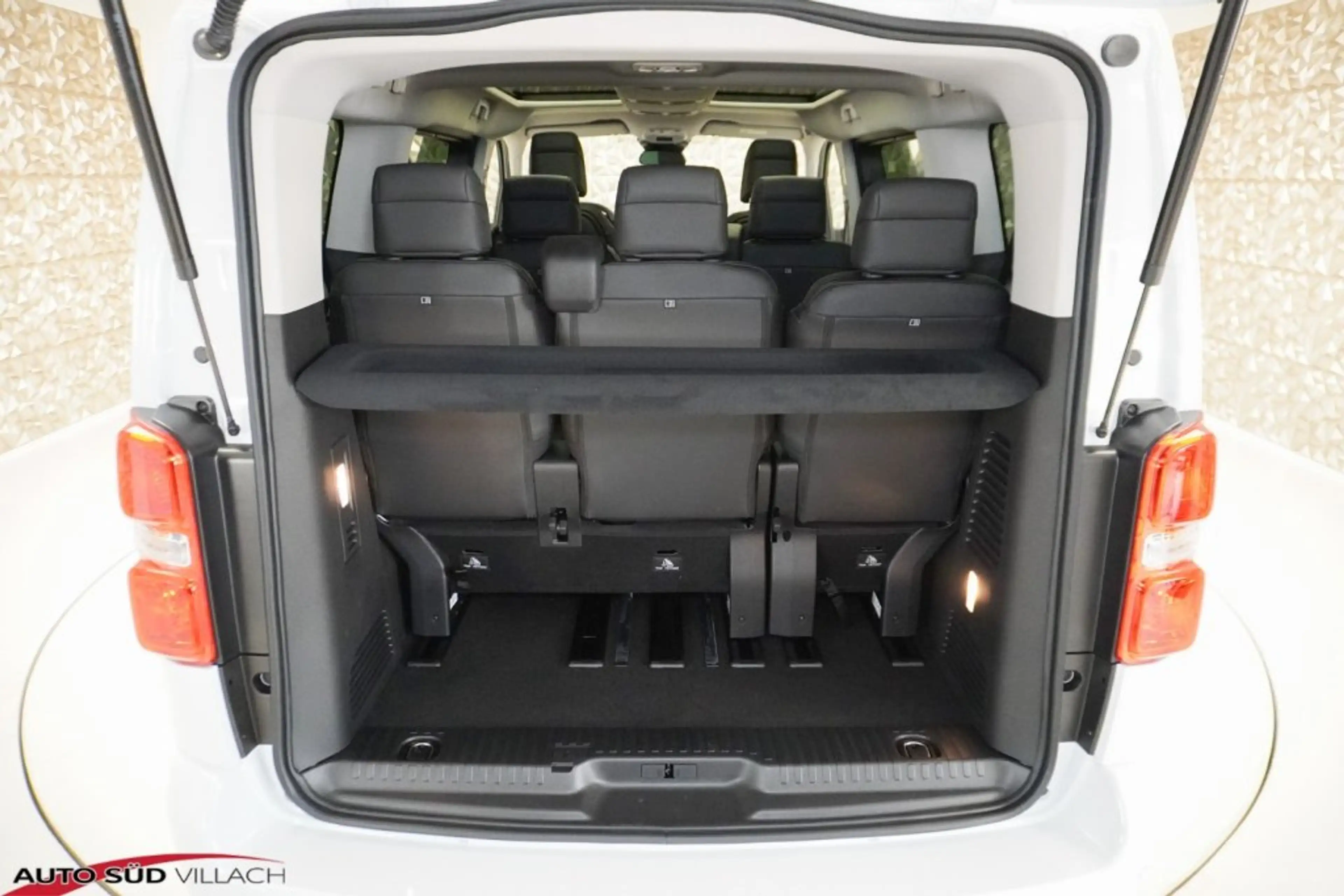 Citroen Spacetourer LÄNGE M BlueHDi 180 S&S EAT8 Business Lounge — photo 7