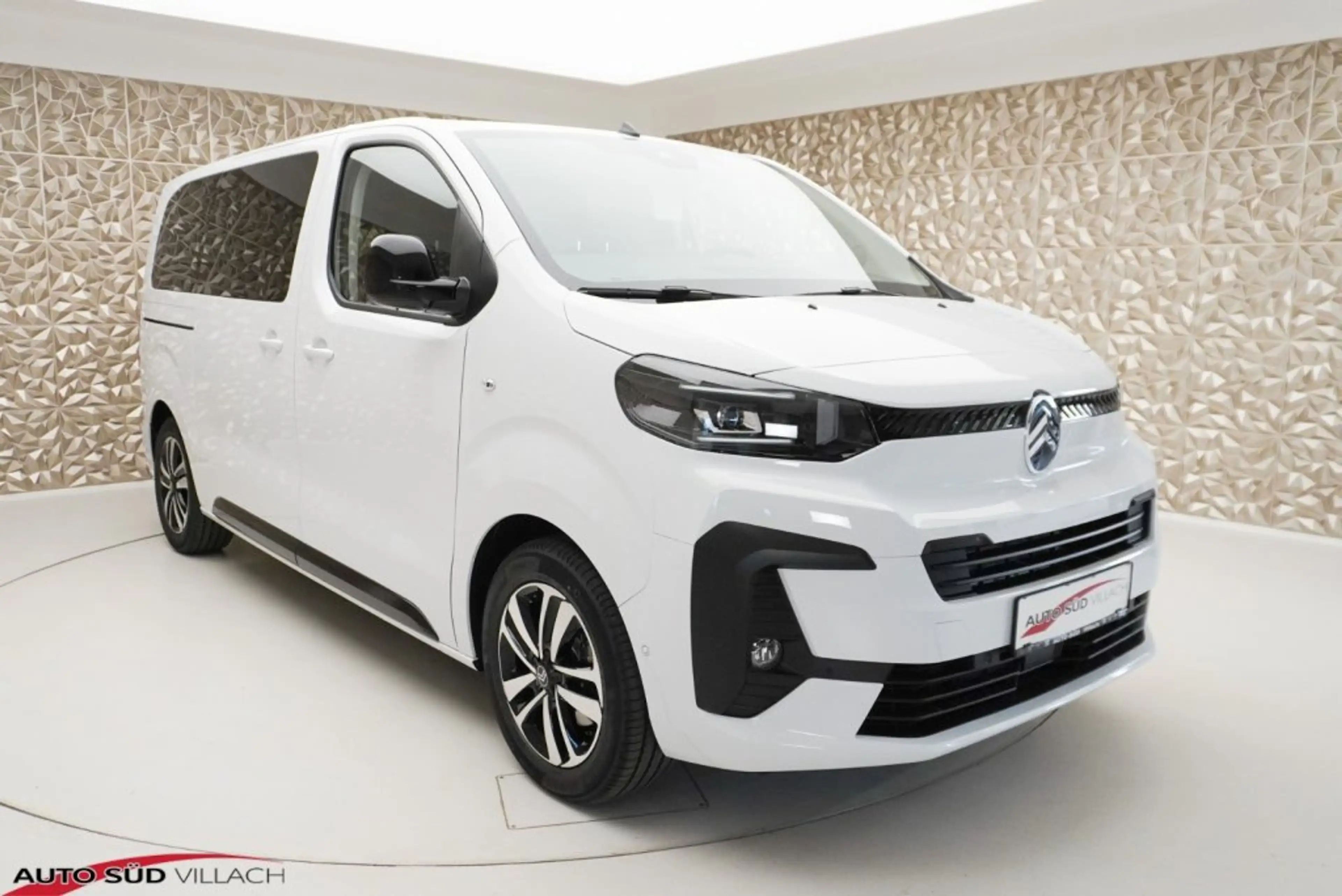 Citroen Spacetourer LÄNGE M BlueHDi 180 S&S EAT8 Business Lounge — photo 3