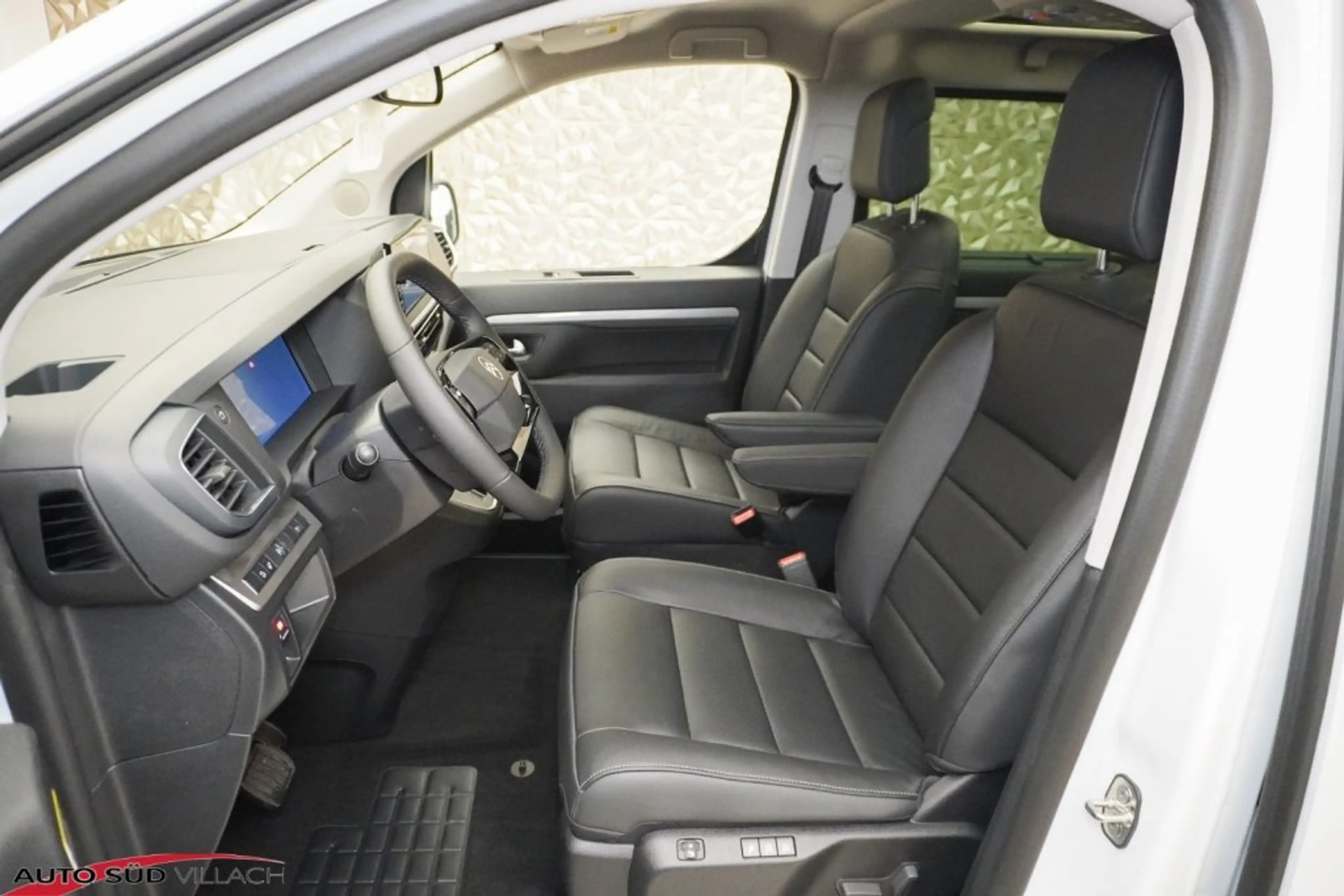 Citroen Spacetourer LÄNGE M BlueHDi 180 S&S EAT8 Business Lounge — photo 10