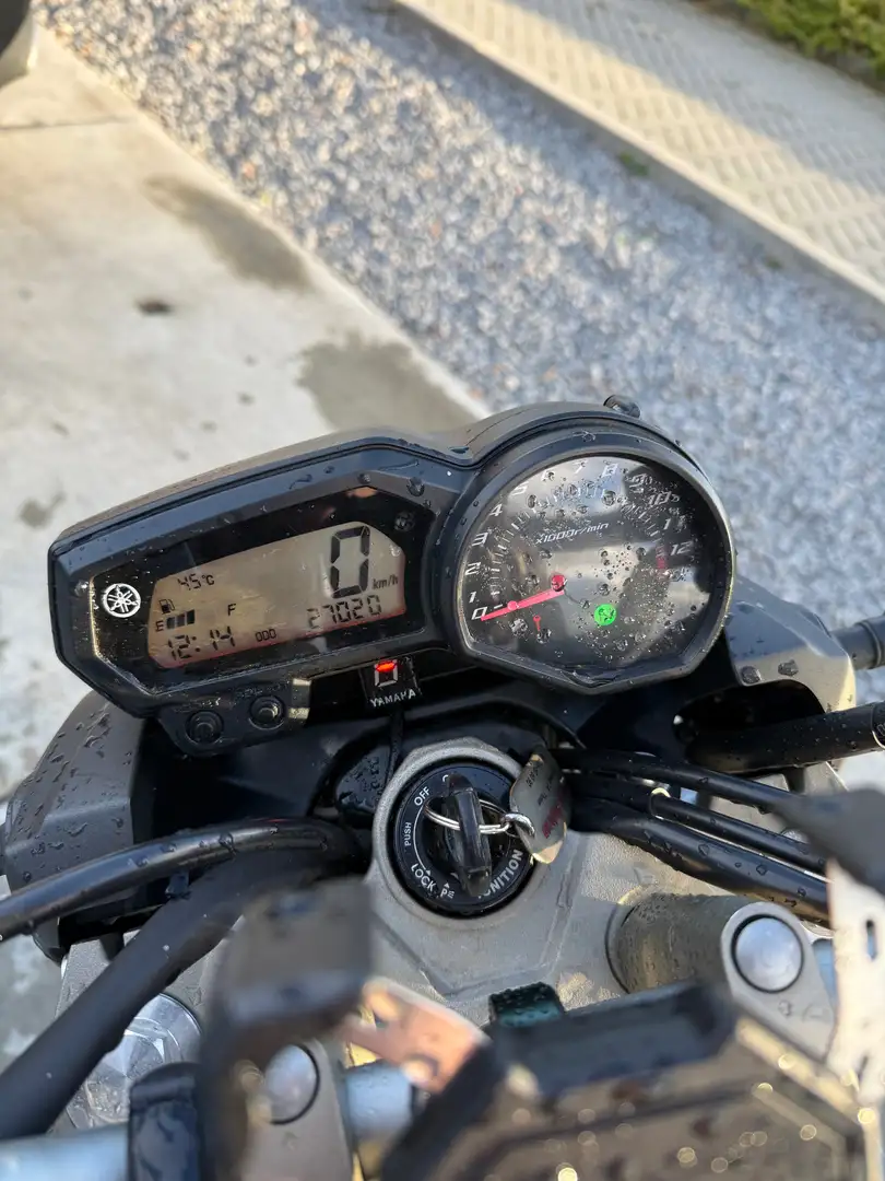 Yamaha XJ 6 Naked A2 Zwart - 2