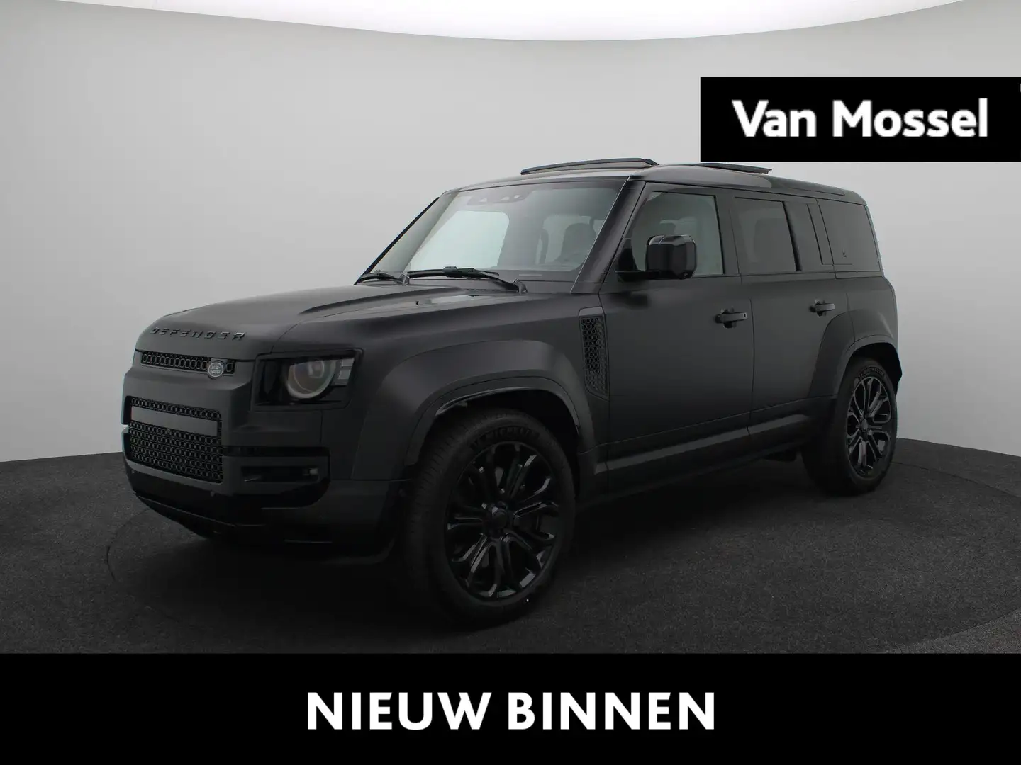 Land Rover Defender 4.4 P635 110 Octa Black | 22" Wielen | 6D Dynamics Negro - 1