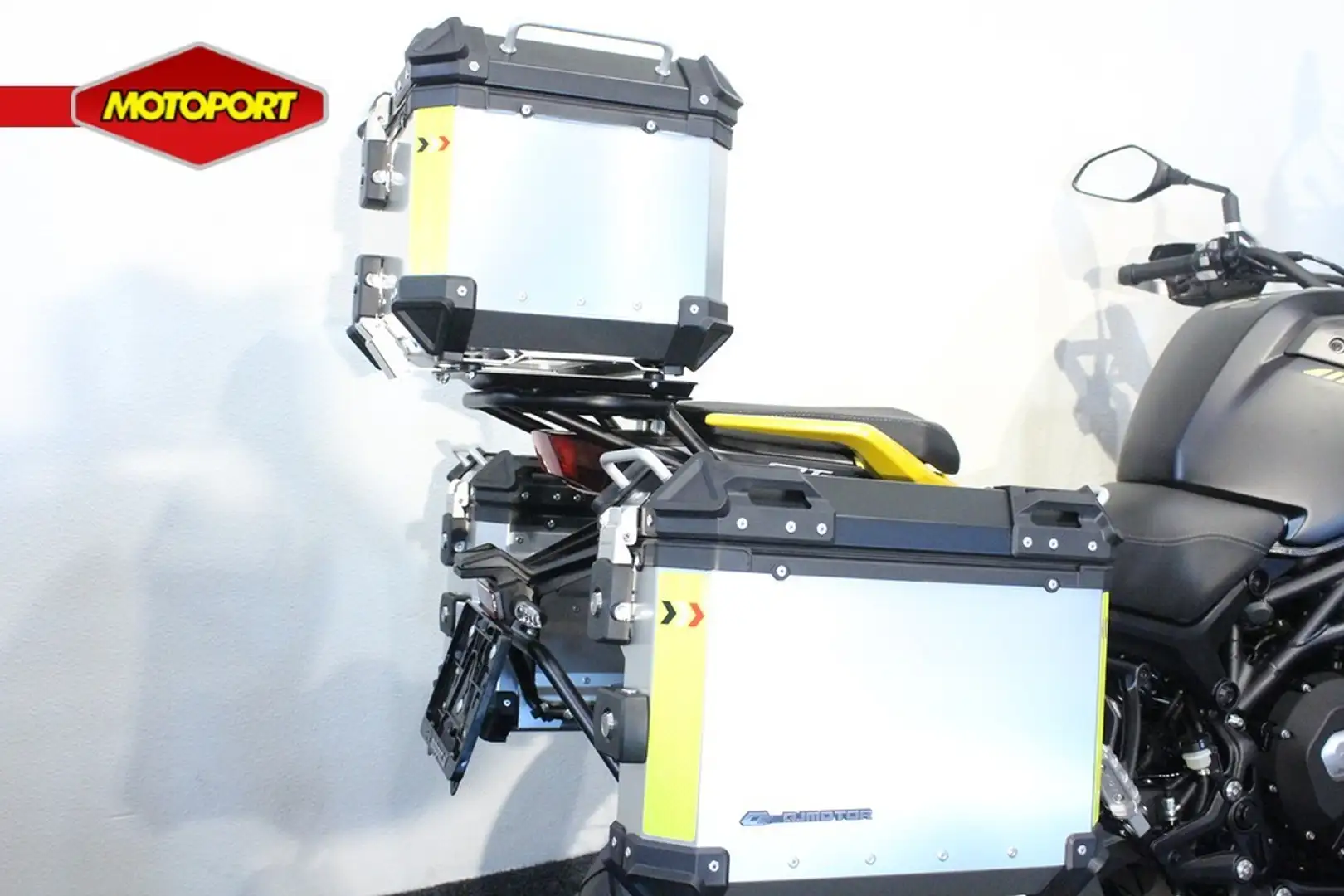 QJ Motor Qjmotor SRT 800 SX TOURING Goud - 2